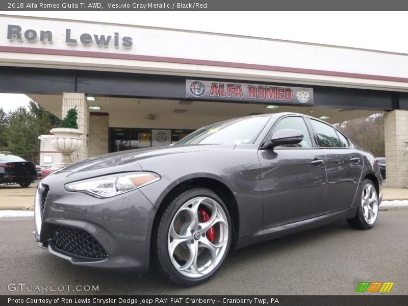 Vesuvio Gray Metallic / Black/Red 2018 Alfa Romeo Giulia Ti AWD