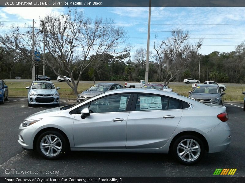 Silver Ice Metallic / Jet Black 2018 Chevrolet Cruze LT