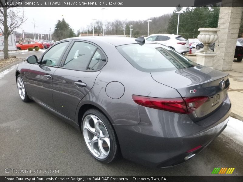 Vesuvio Gray Metallic / Black/Red 2018 Alfa Romeo Giulia Ti AWD