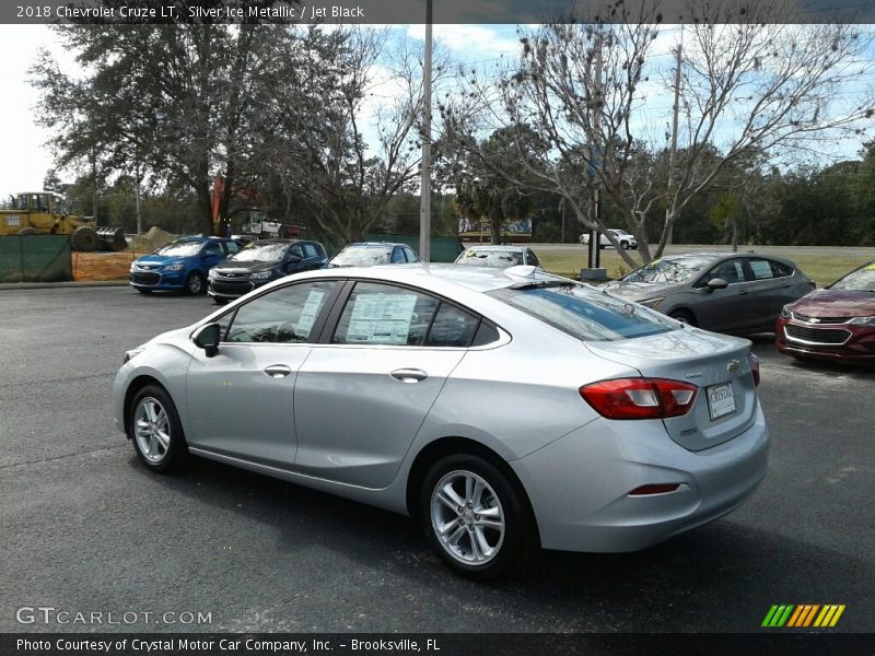 Silver Ice Metallic / Jet Black 2018 Chevrolet Cruze LT