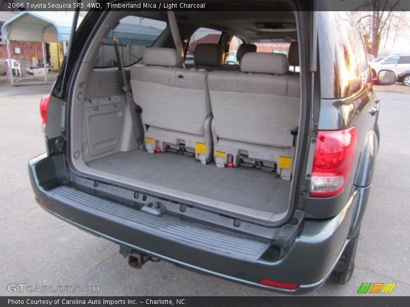 Timberland Mica / Light Charcoal 2006 Toyota Sequoia SR5 4WD