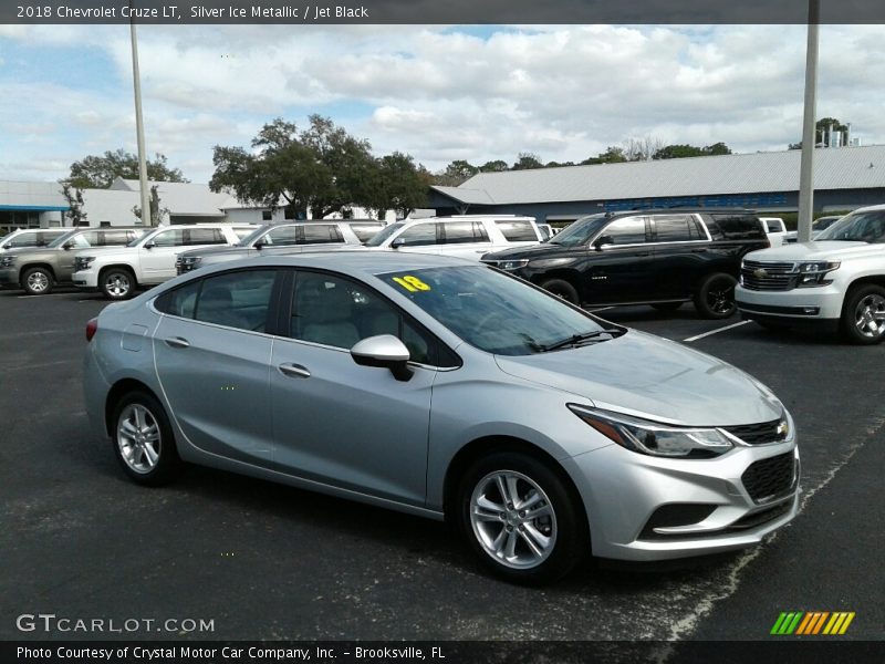 Silver Ice Metallic / Jet Black 2018 Chevrolet Cruze LT