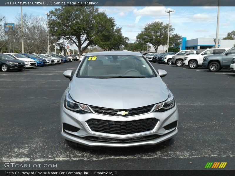 Silver Ice Metallic / Jet Black 2018 Chevrolet Cruze LT