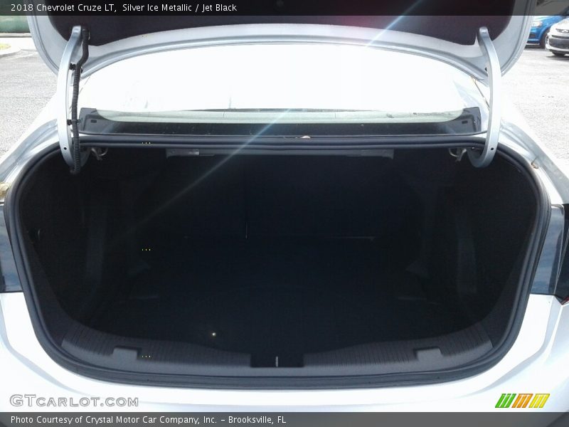 Silver Ice Metallic / Jet Black 2018 Chevrolet Cruze LT