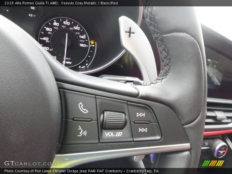 Vesuvio Gray Metallic / Black/Red 2018 Alfa Romeo Giulia Ti AWD