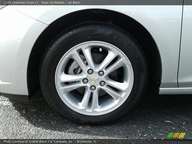 Silver Ice Metallic / Jet Black 2018 Chevrolet Cruze LT