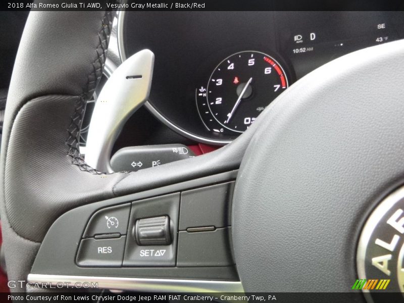 Vesuvio Gray Metallic / Black/Red 2018 Alfa Romeo Giulia Ti AWD
