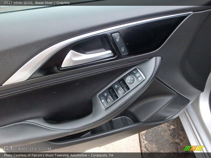 Blade Silver / Graphite 2017 Infiniti QX30