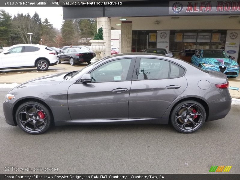 Vesuvio Gray Metallic / Black/Red 2018 Alfa Romeo Giulia Ti AWD