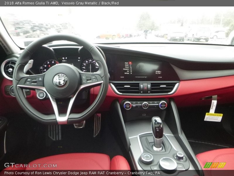 Vesuvio Gray Metallic / Black/Red 2018 Alfa Romeo Giulia Ti AWD