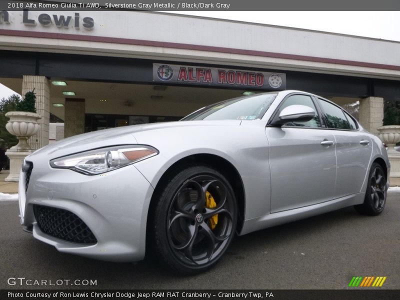 Silverstone Gray Metallic / Black/Dark Gray 2018 Alfa Romeo Giulia Ti AWD