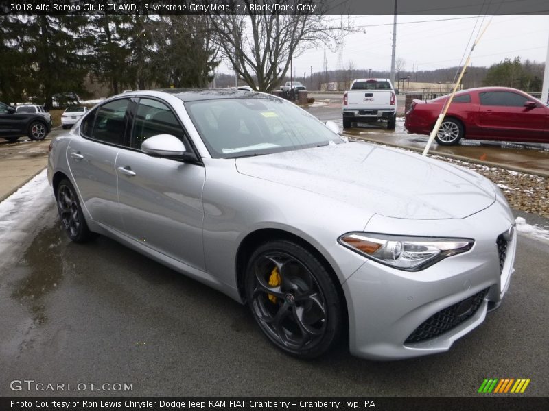 Front 3/4 View of 2018 Giulia Ti AWD