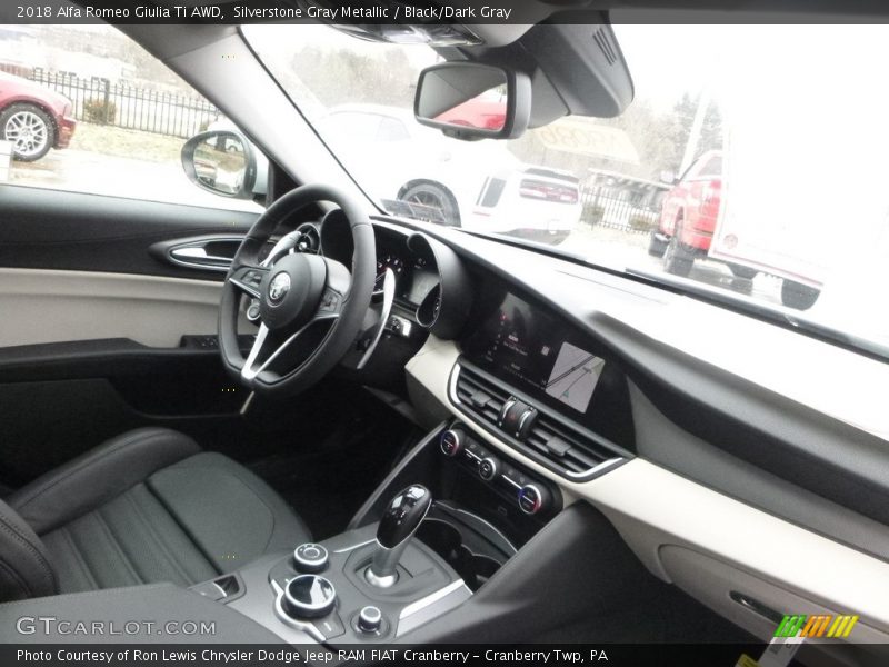 Silverstone Gray Metallic / Black/Dark Gray 2018 Alfa Romeo Giulia Ti AWD
