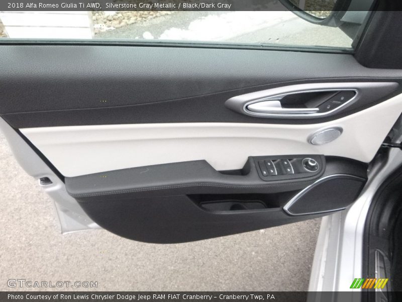 Door Panel of 2018 Giulia Ti AWD