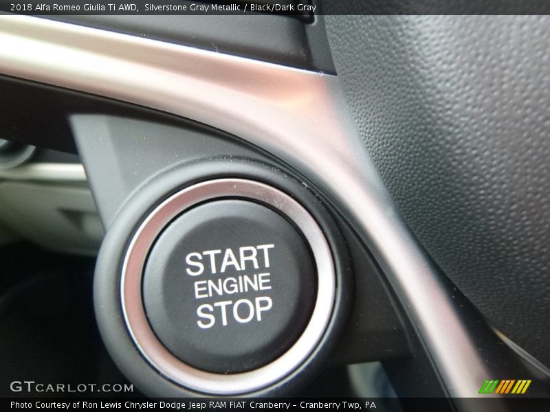 Silverstone Gray Metallic / Black/Dark Gray 2018 Alfa Romeo Giulia Ti AWD