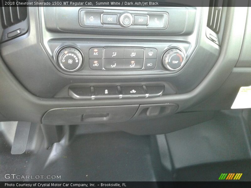 Summit White / Dark Ash/Jet Black 2018 Chevrolet Silverado 1500 WT Regular Cab