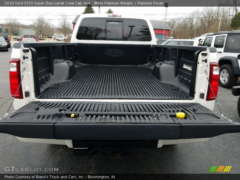 White Platinum Metallic / Platinum Pecan 2016 Ford F350 Super Duty Lariat Crew Cab 4x4