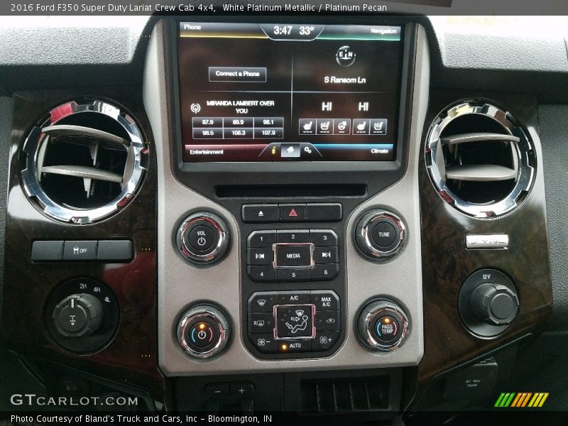 White Platinum Metallic / Platinum Pecan 2016 Ford F350 Super Duty Lariat Crew Cab 4x4