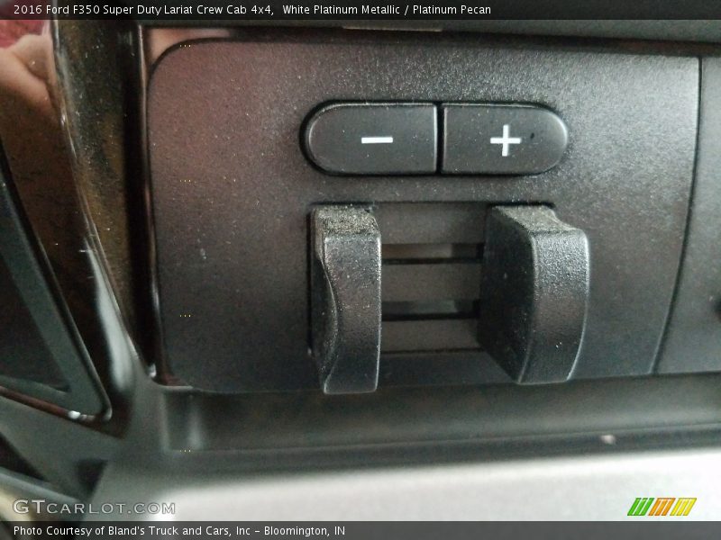 White Platinum Metallic / Platinum Pecan 2016 Ford F350 Super Duty Lariat Crew Cab 4x4