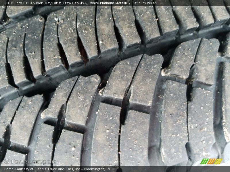 White Platinum Metallic / Platinum Pecan 2016 Ford F350 Super Duty Lariat Crew Cab 4x4