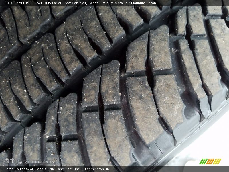 White Platinum Metallic / Platinum Pecan 2016 Ford F350 Super Duty Lariat Crew Cab 4x4