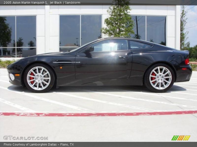 Jet Black / Sandstorm 2005 Aston Martin Vanquish S
