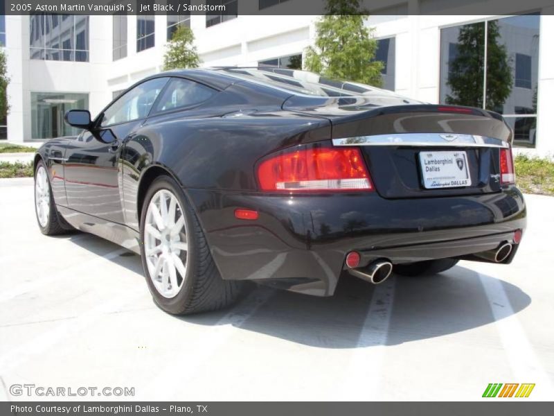 Jet Black / Sandstorm 2005 Aston Martin Vanquish S