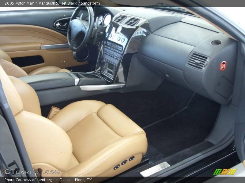 Jet Black / Sandstorm 2005 Aston Martin Vanquish S