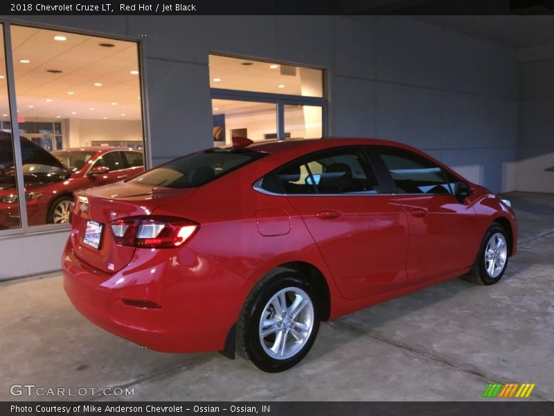 Red Hot / Jet Black 2018 Chevrolet Cruze LT