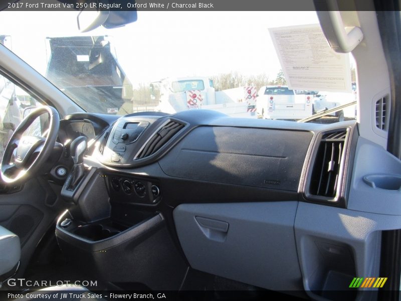Oxford White / Charcoal Black 2017 Ford Transit Van 250 LR Regular