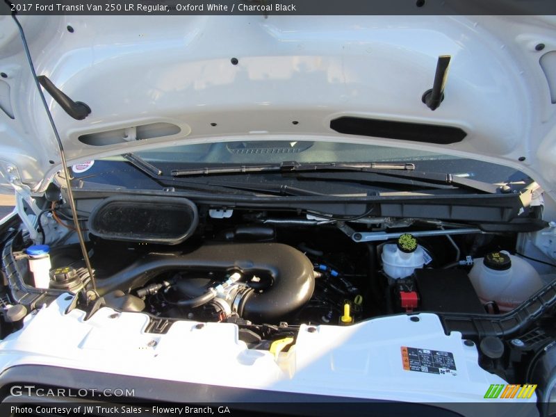 Oxford White / Charcoal Black 2017 Ford Transit Van 250 LR Regular