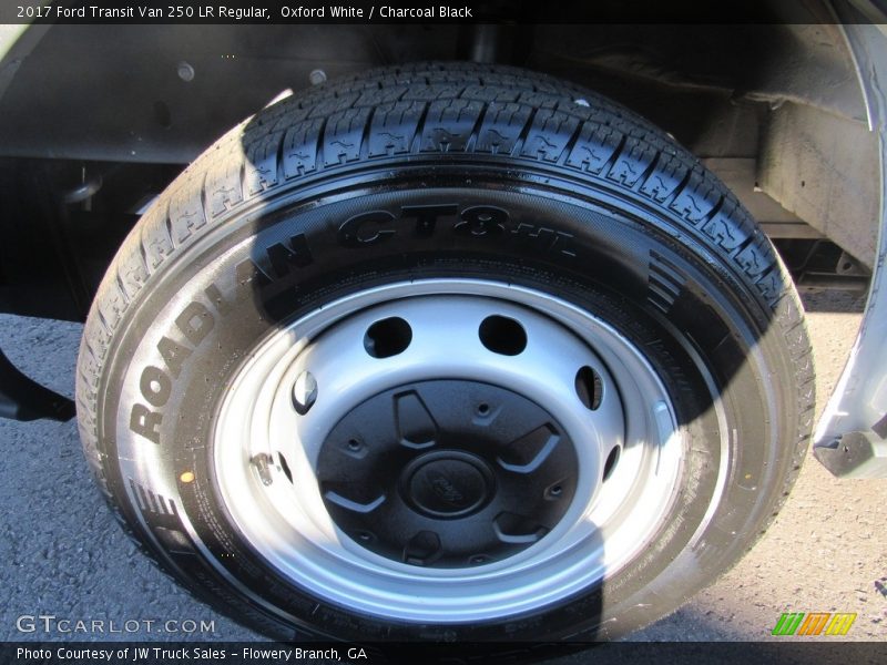 Oxford White / Charcoal Black 2017 Ford Transit Van 250 LR Regular