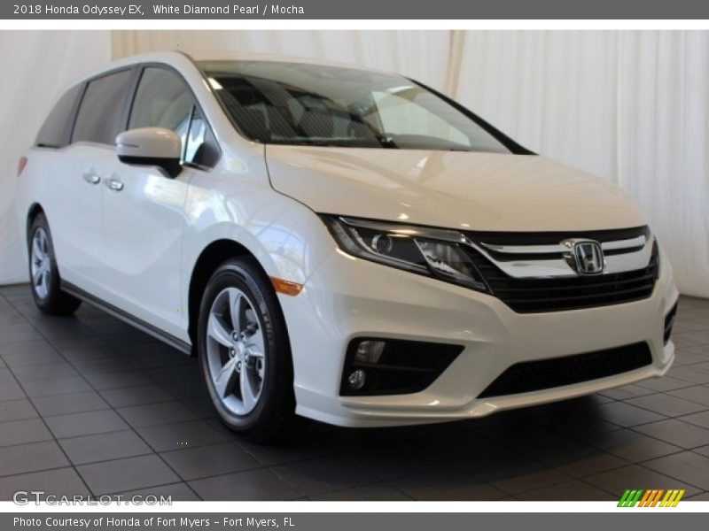 White Diamond Pearl / Mocha 2018 Honda Odyssey EX