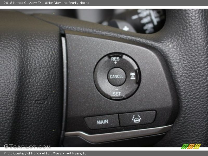 White Diamond Pearl / Mocha 2018 Honda Odyssey EX