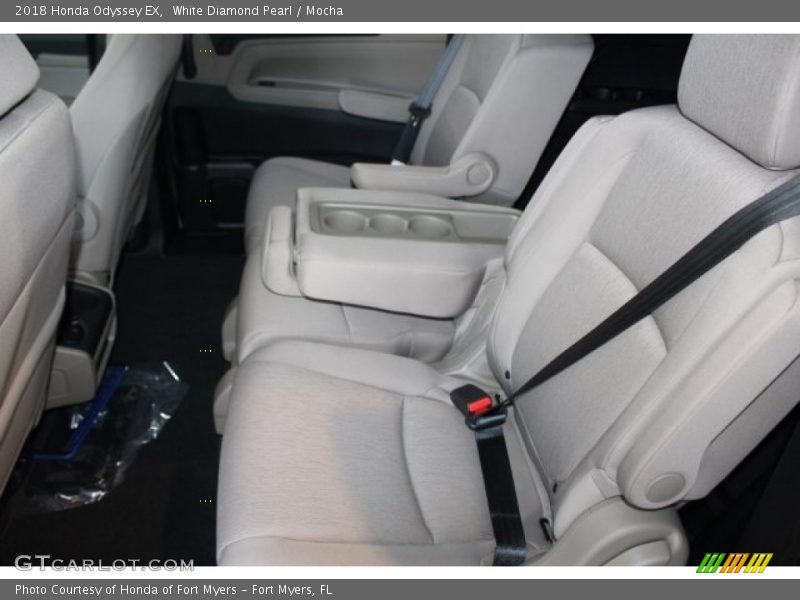 White Diamond Pearl / Mocha 2018 Honda Odyssey EX