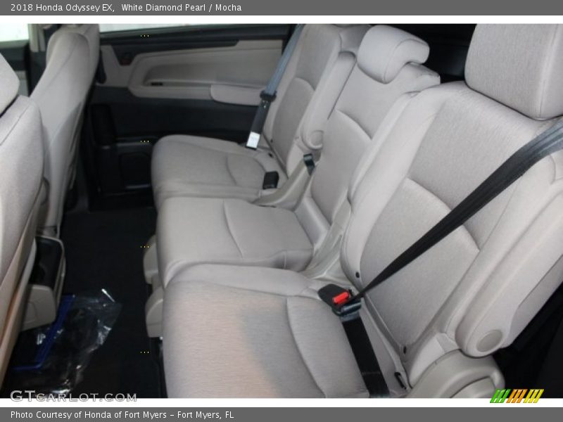 White Diamond Pearl / Mocha 2018 Honda Odyssey EX