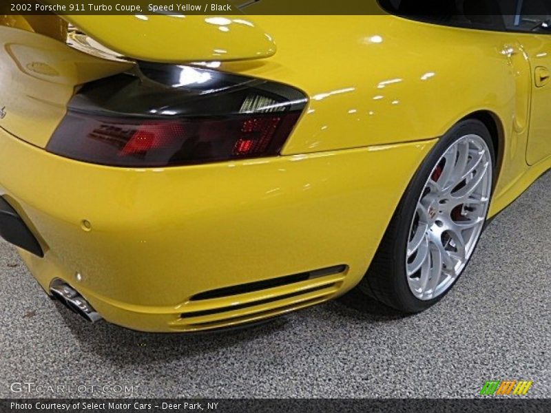 Speed Yellow / Black 2002 Porsche 911 Turbo Coupe