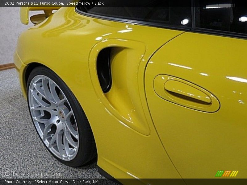 Speed Yellow / Black 2002 Porsche 911 Turbo Coupe