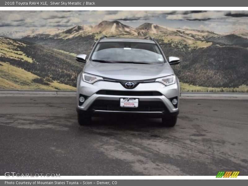 Silver Sky Metallic / Black 2018 Toyota RAV4 XLE