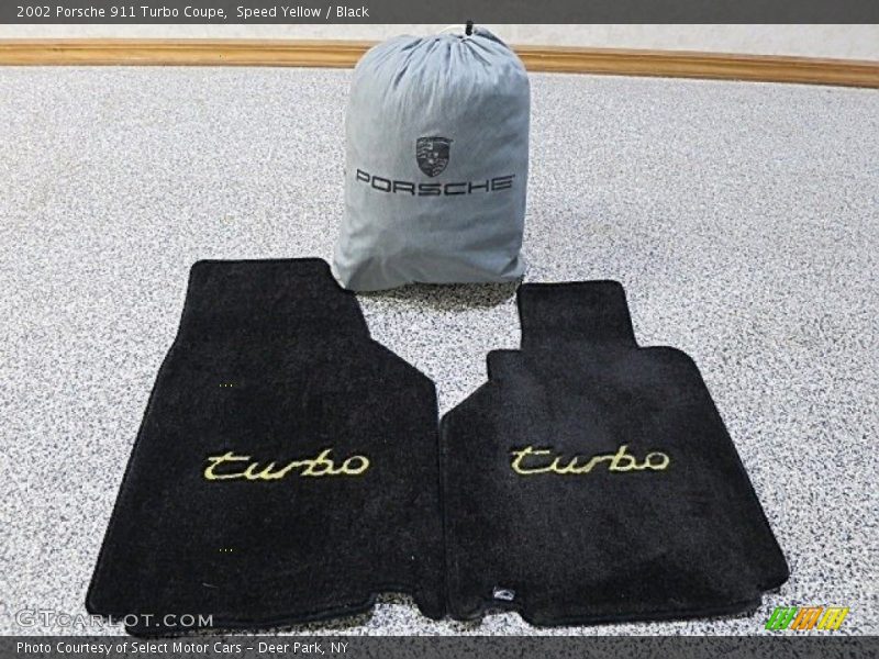 Speed Yellow / Black 2002 Porsche 911 Turbo Coupe