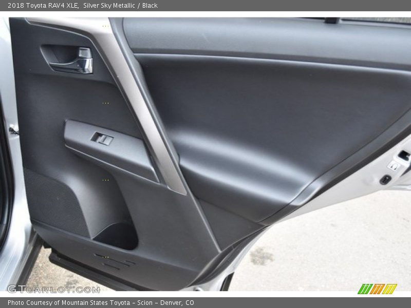 Silver Sky Metallic / Black 2018 Toyota RAV4 XLE