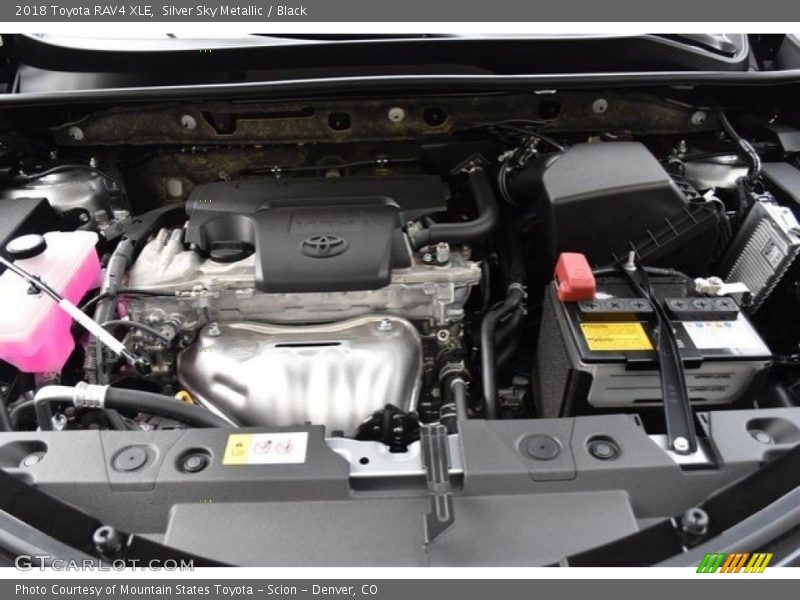 Silver Sky Metallic / Black 2018 Toyota RAV4 XLE