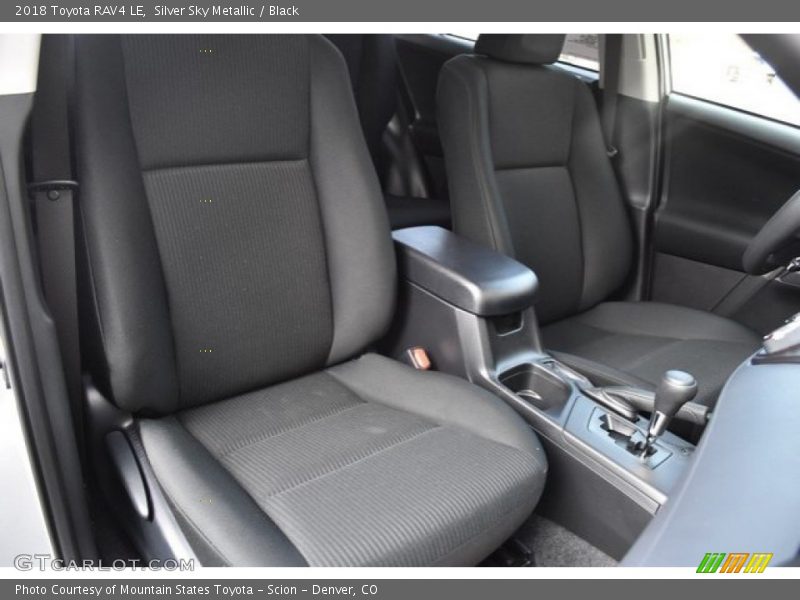Silver Sky Metallic / Black 2018 Toyota RAV4 LE