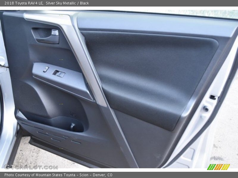 Silver Sky Metallic / Black 2018 Toyota RAV4 LE