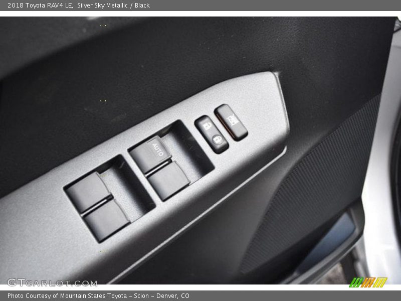 Silver Sky Metallic / Black 2018 Toyota RAV4 LE