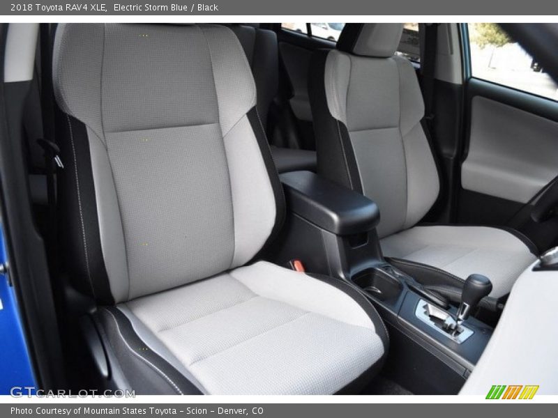 Electric Storm Blue / Black 2018 Toyota RAV4 XLE