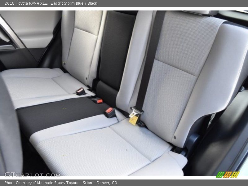 Electric Storm Blue / Black 2018 Toyota RAV4 XLE