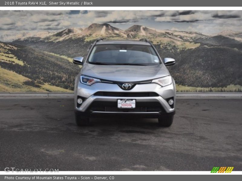 Silver Sky Metallic / Black 2018 Toyota RAV4 XLE
