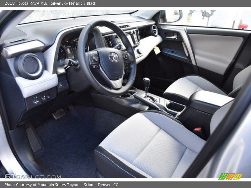 Silver Sky Metallic / Black 2018 Toyota RAV4 XLE