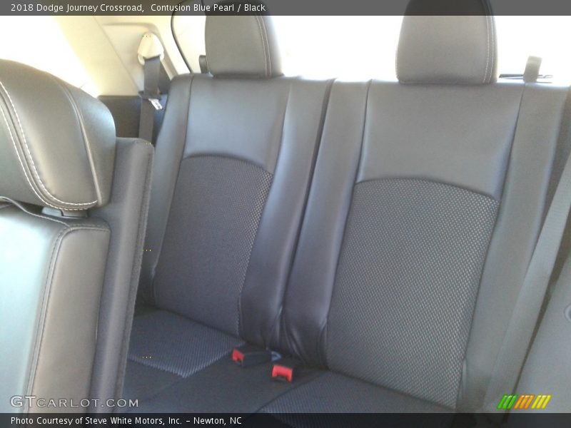 Contusion Blue Pearl / Black 2018 Dodge Journey Crossroad